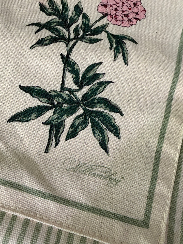 Vintage colonial Williamsburg botanical print apron
