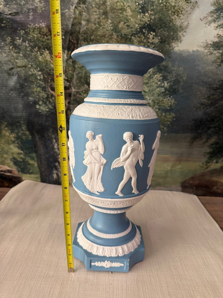 Blue and white classical relief vase