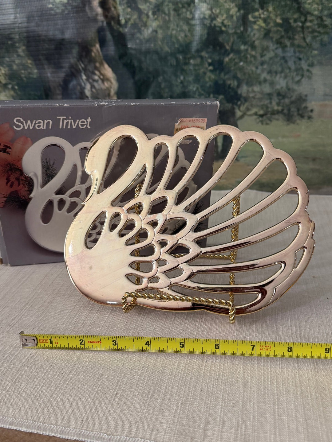 Swan trivet made in Japan