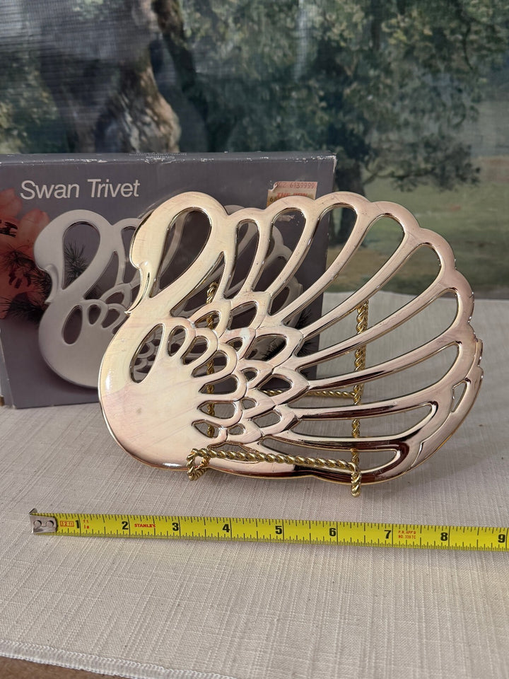 Swan trivet made in Japan
