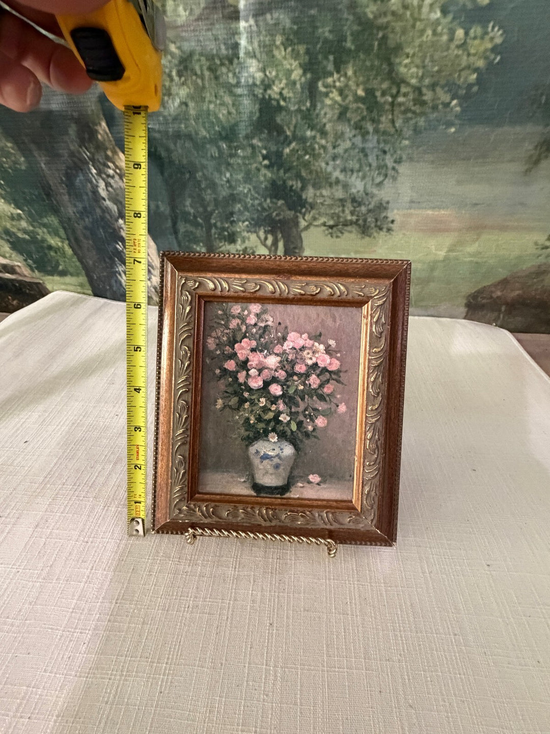 Wood framed floral vase print with easel stand