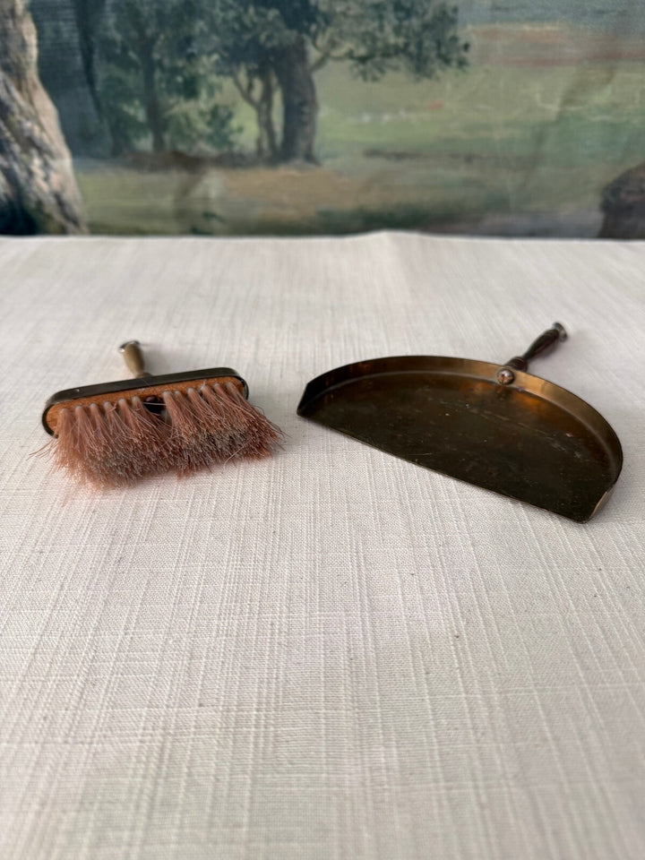 Brass Dustpan and Brush Set with Pink Bristles