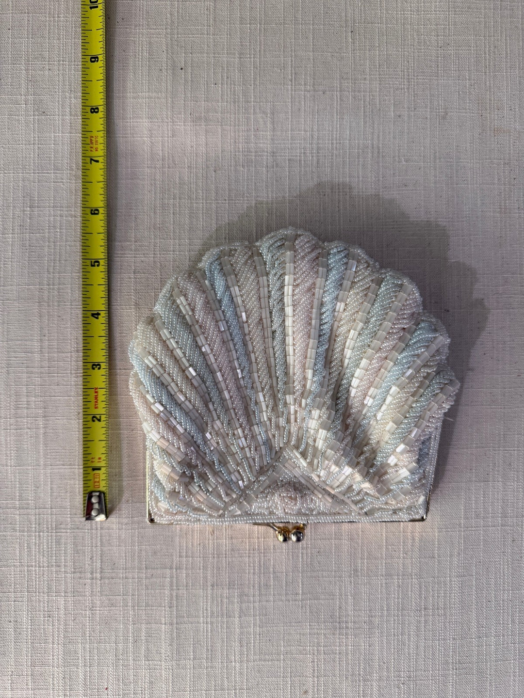 Vintage White Beaded Shell Clutch Purse