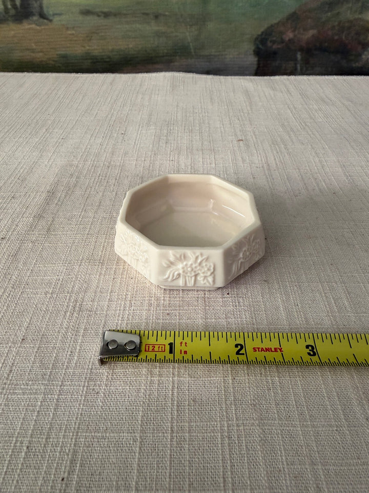 Lenox November Ivory Porcelain Trinket Box