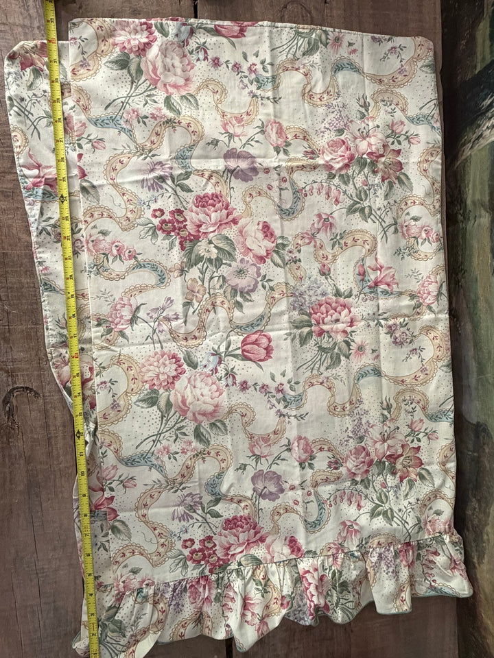 Vtg 1988 Martha Stewart 2pc Queen Pillowcase Set Roses Floral Ruffled Cottage